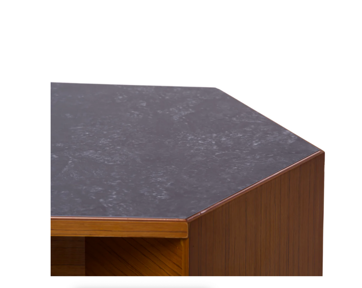 X - Fable Table